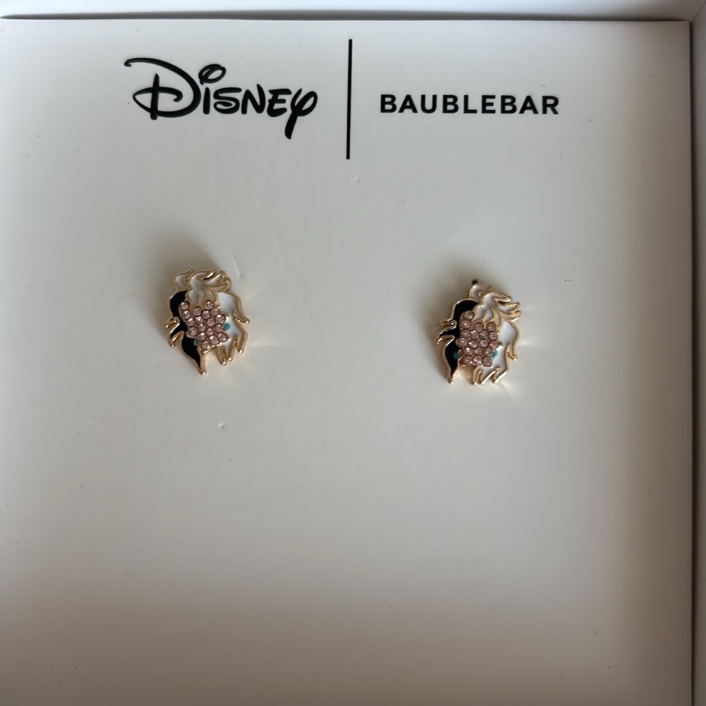 Baublebar x Disney Mini Cruella Stud Post Earrings - Picture 4 of 7